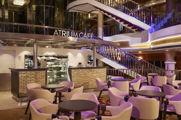 Entertainment on Norwegian Star
